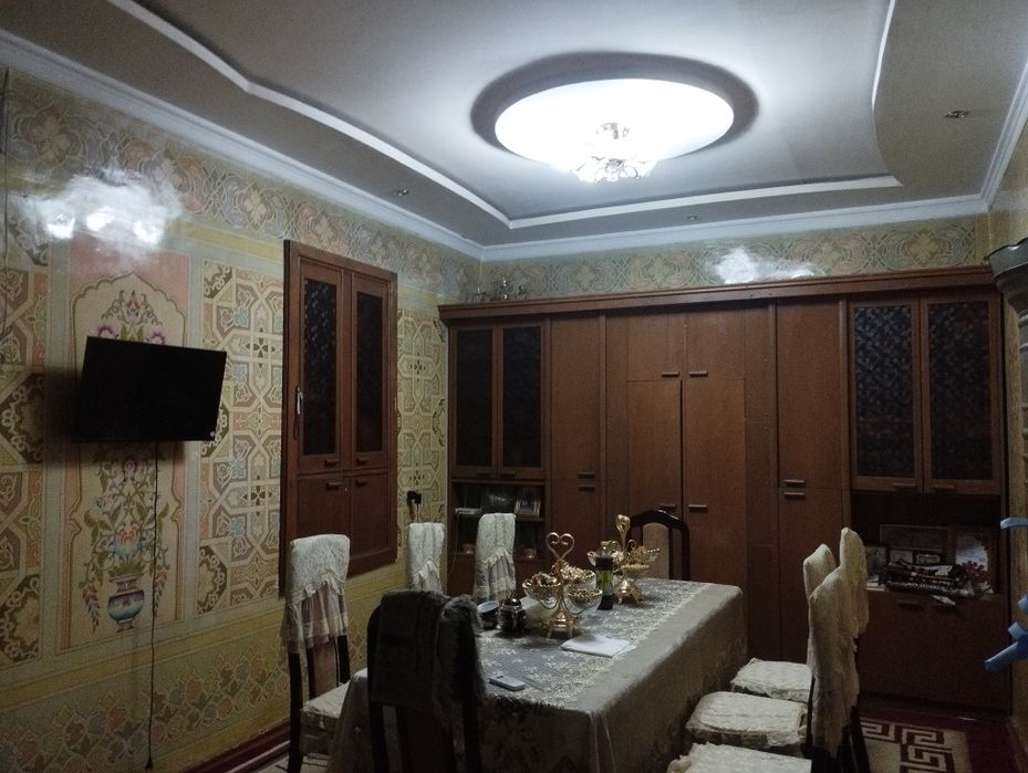 Продается 2 дома на Яккасарайском  районе  ( брадский могилы )