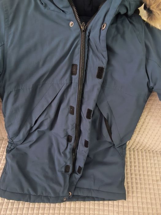 Geaca iarna unisex Waikiki 10- 11 a , 140 - 146 cm