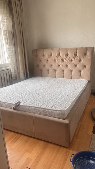 Кровать двухспальная Срочно!!! Связи с переездом