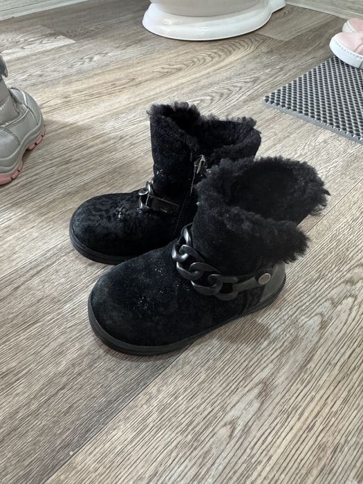 Обувь для девочки