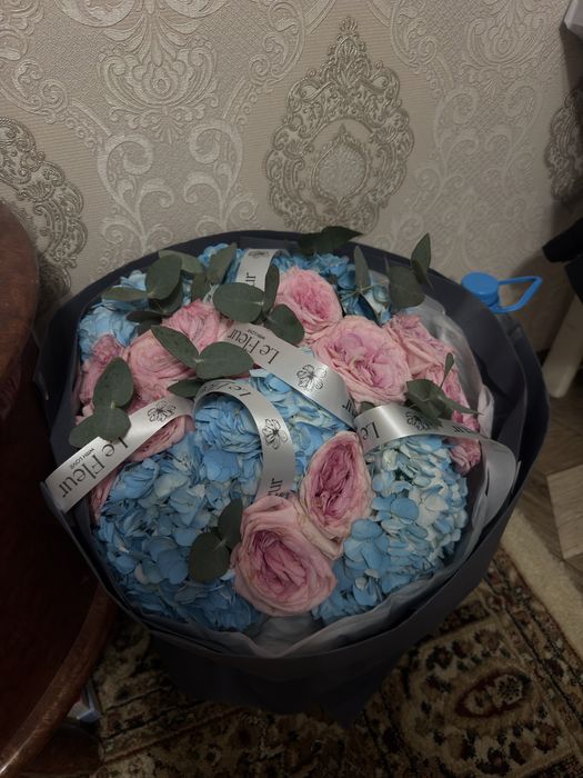 Цветы букет гортензия.