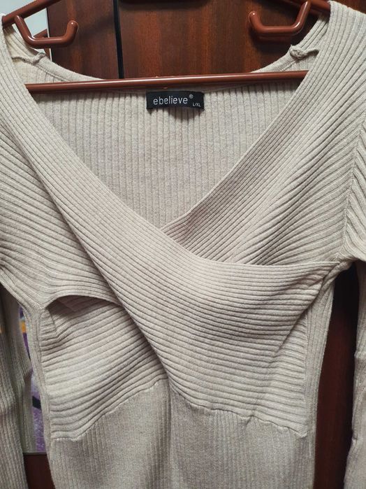 Pulover lung bej, nou