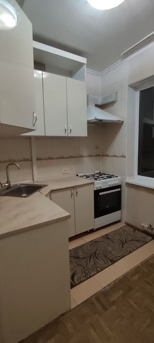 Qora Qamish. 1 xona 2 etaj 4 etajka dom sotiladi