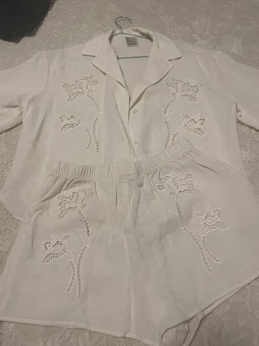 Compleu h&m crem