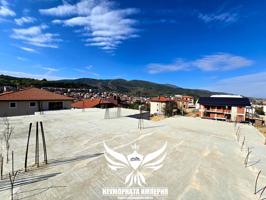 Продава се Къща в Асеновград - 391 кв.м за 550 €/кв.м - Снимка #23