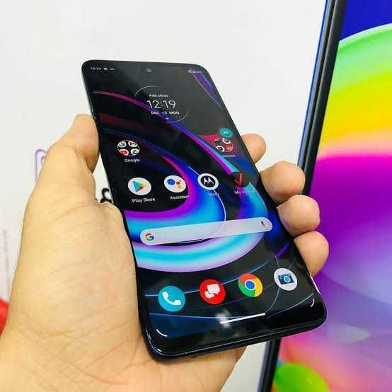 Смартфон Motorola EDGE 5G 2021 Камера 108mpx Чистая камера 128Гб