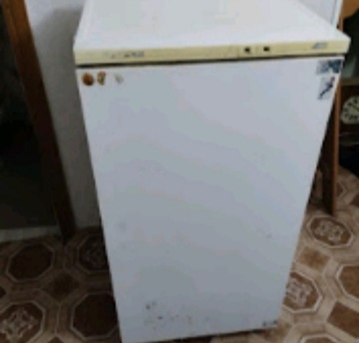 Продам холодильник недорого