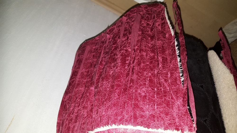 Vestă lungă blană artificială stil cojoc cu franjuri