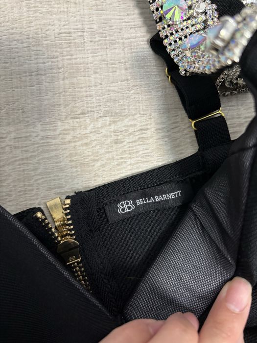 Черна бандажна рокля Bella Barnett, размер S