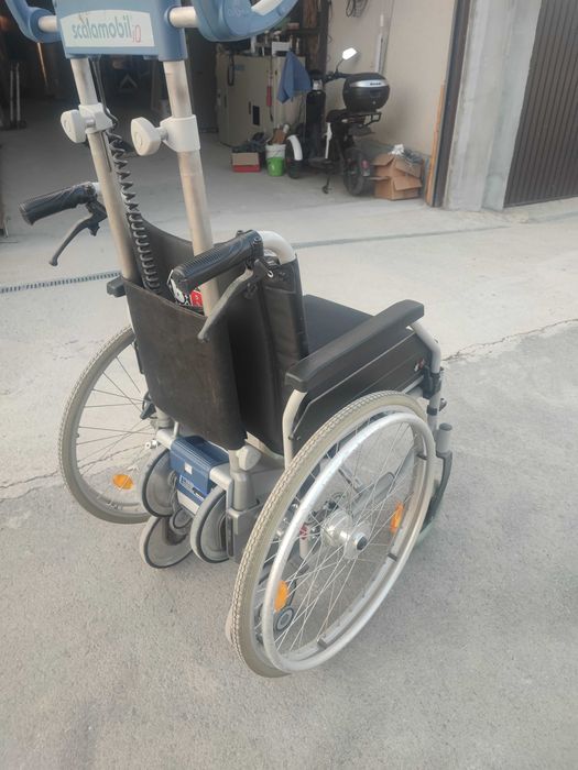 Инвалидна количка изкачване на стълби