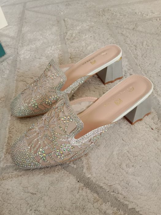 Kelin salom uchun tufli