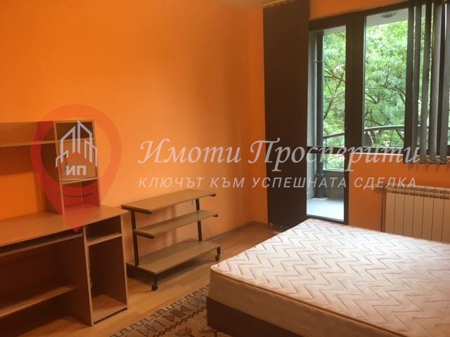 Дава се под наем Четиристаен апартамент в София, Стрелбище - 120 кв.м за 613 € - Снимка #8