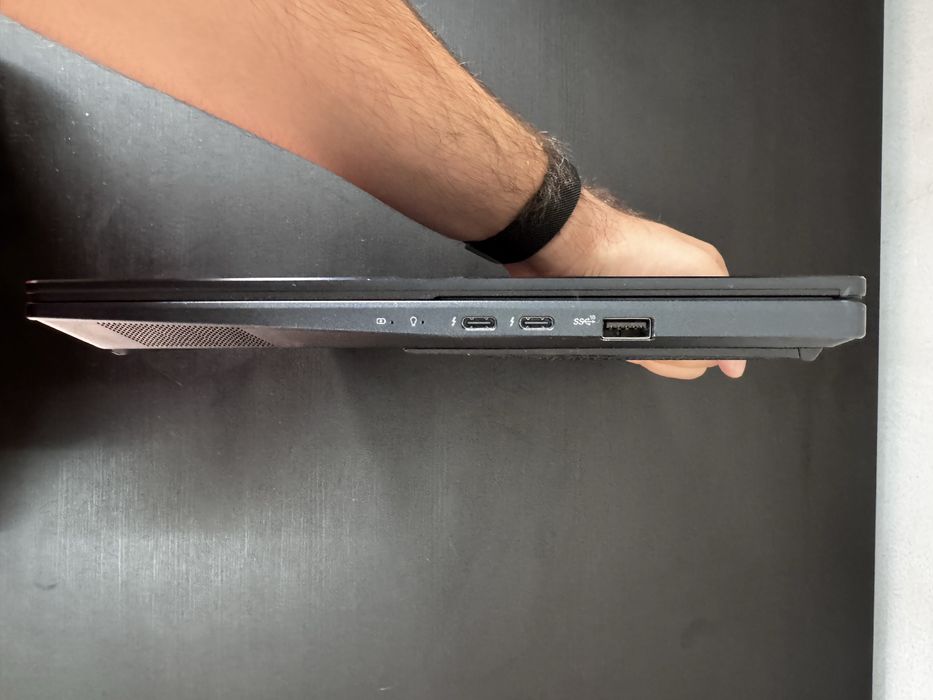 Asus Zenbook PRO 14 duo, Intel i7-12th gen, 16GB RAM UX8402ZA