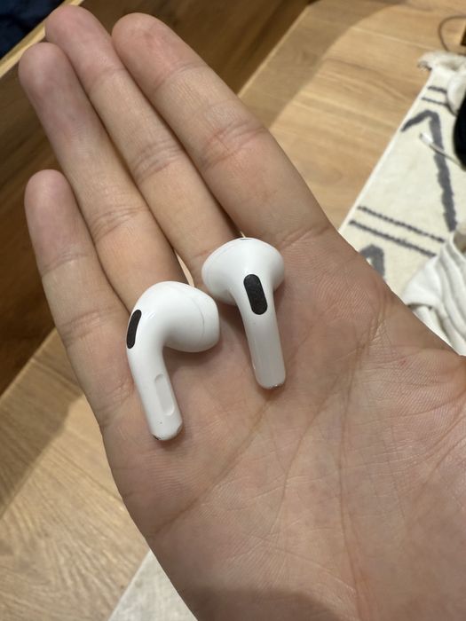 Ушки от Airpods 4