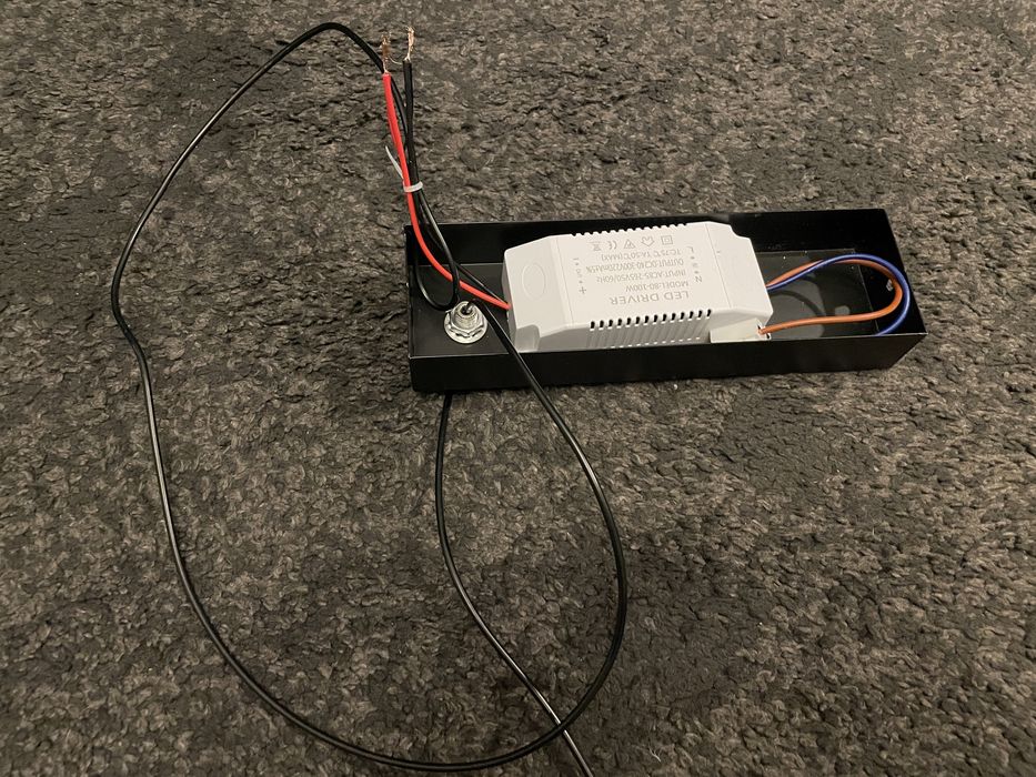 Lustra lampa moderna