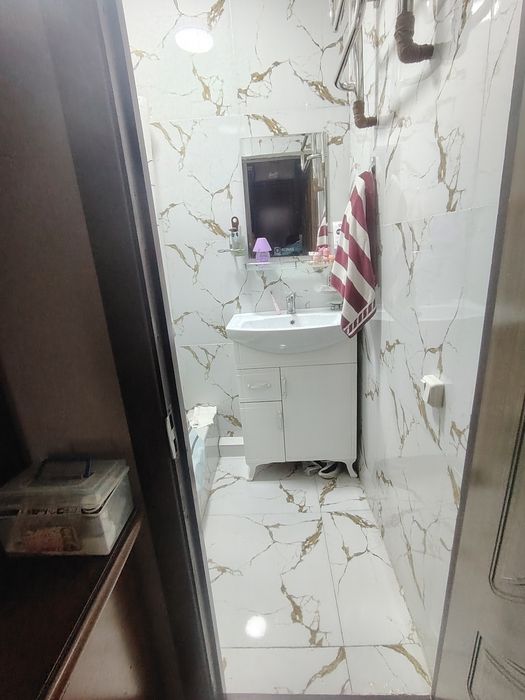 Сергели 7да уй сотилади