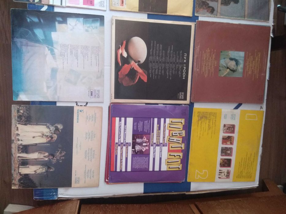 Продавам грамофонни плочи с естрадна и симфонична музика на Мелодия