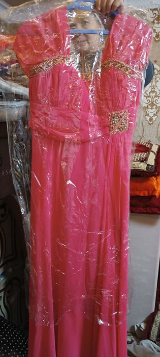 Vecherniy koylaklar kiyganda asal turadi