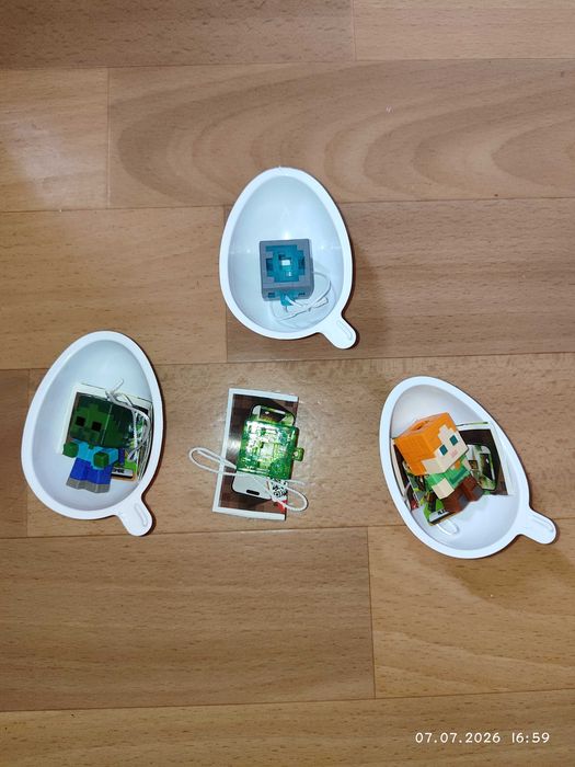 Продам Kinder joy maincraft