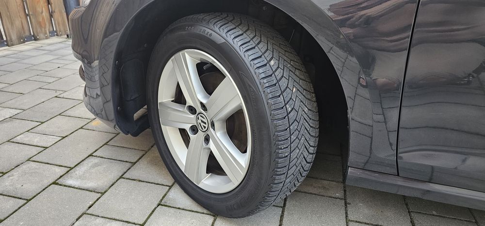 Volksvagen Golf:7 Highline  2.0TDI  150ps  E.5