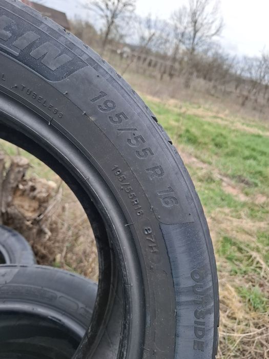 Vand 2 anvelope 195 55 16 michelin  de vara bune dot 2020
