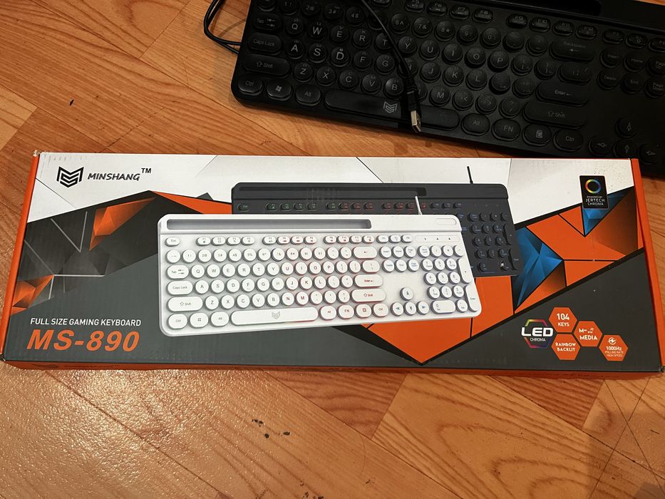 Игравая мышка клава наушник