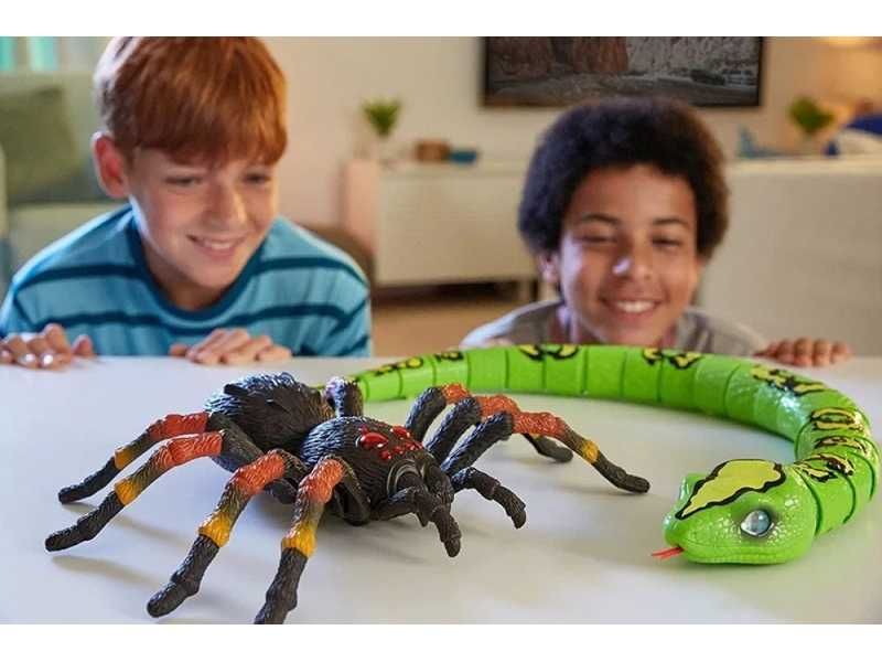 НОВИ! Голяма тарантула робо играчка гигант 38.5 см