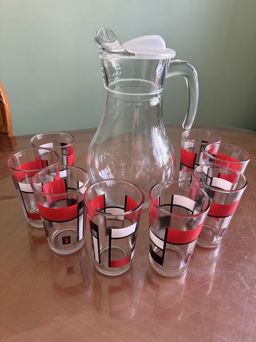 Графин и 8 стаканов