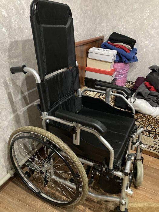 Инвадидная коляска