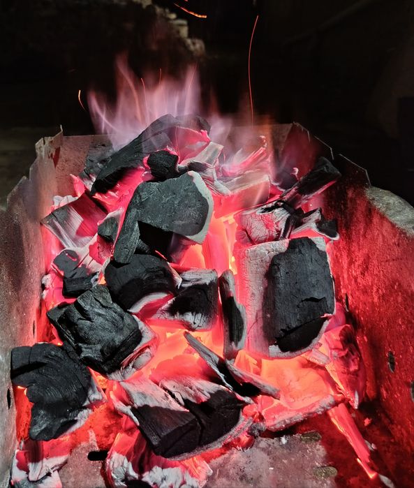 Древесный уголь!  Яблоко,  Карагач