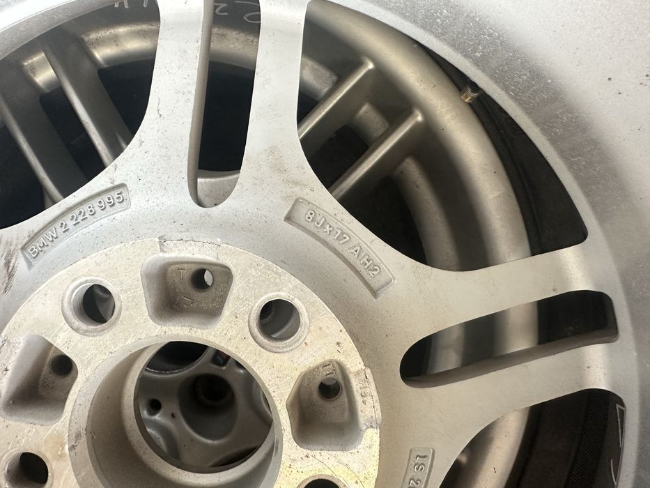 Колесо всборе запаска  Bmw e39 R17 66 стиль