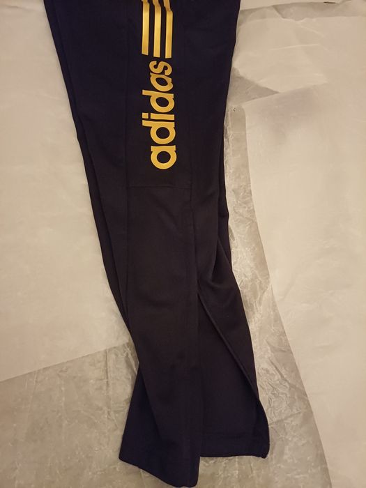 Спортивное трико Adidas, PUMA.