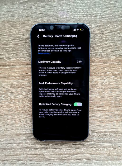 Iphone 14 128gb 98% battery health