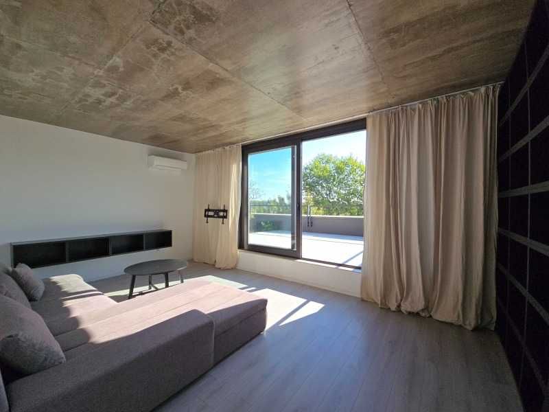 Дава се под наем Двустаен апартамент в София, Горубляне - 77 кв.м за 867 € - Снимка #3