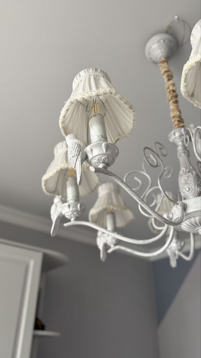 Люстра для детской комнаты