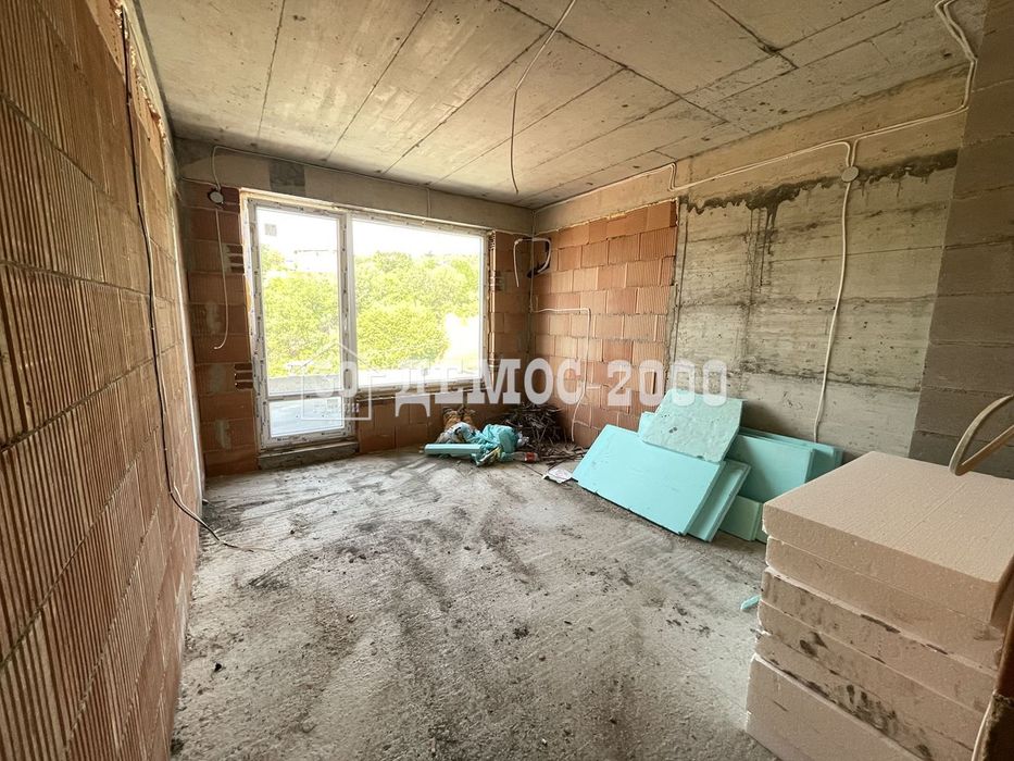 Тристаен апартамент с морска панорама