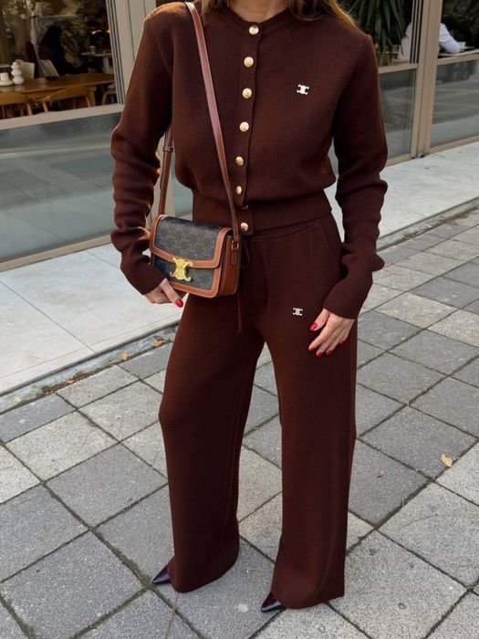 Дамски комплект от плетиво