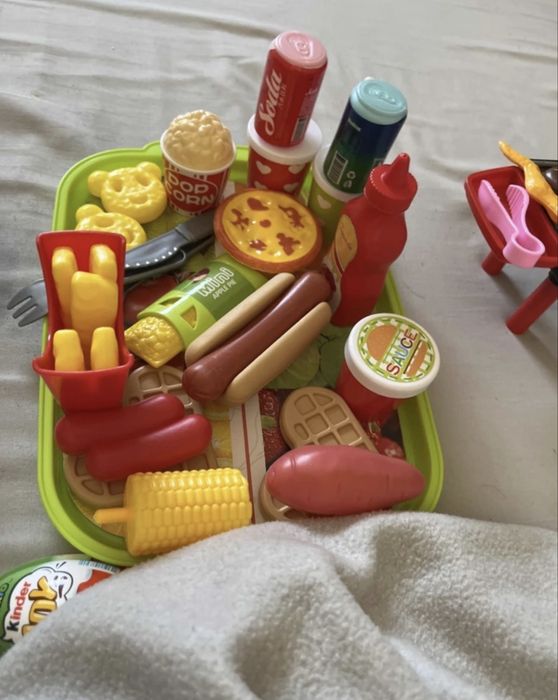 Детски пластмасови играчки