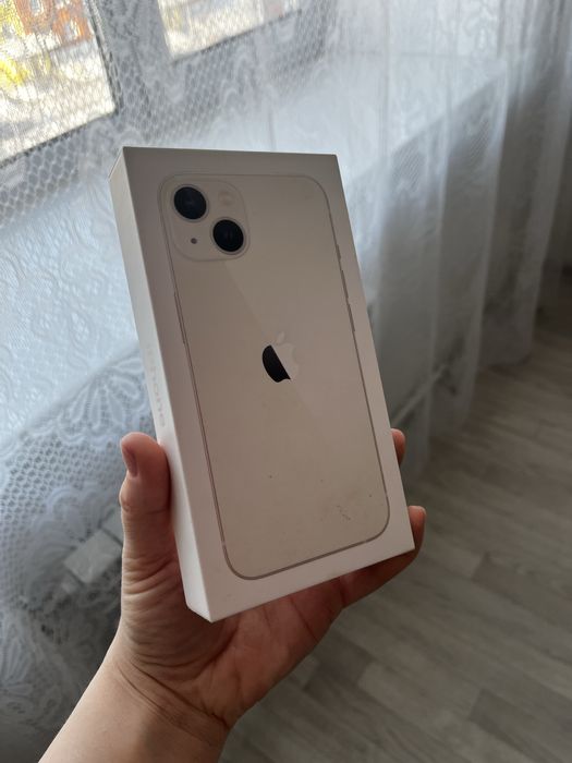 Продам айфон 13