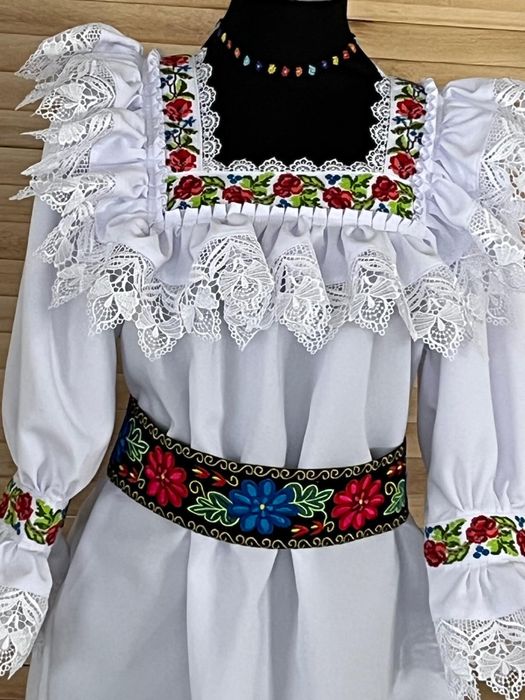 Camasa traditionala de Maramures cu brau pentru femei
