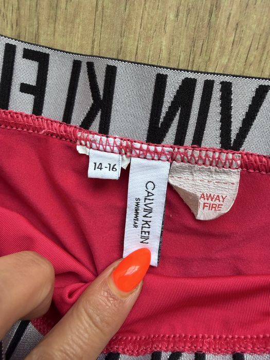 Calvin Klein бански 14-16 години***