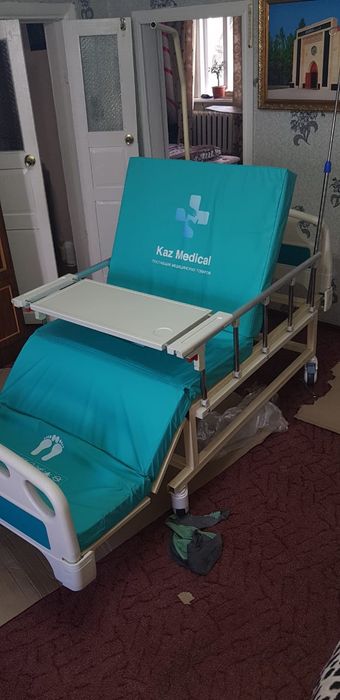 Продам  медицинский кровать
