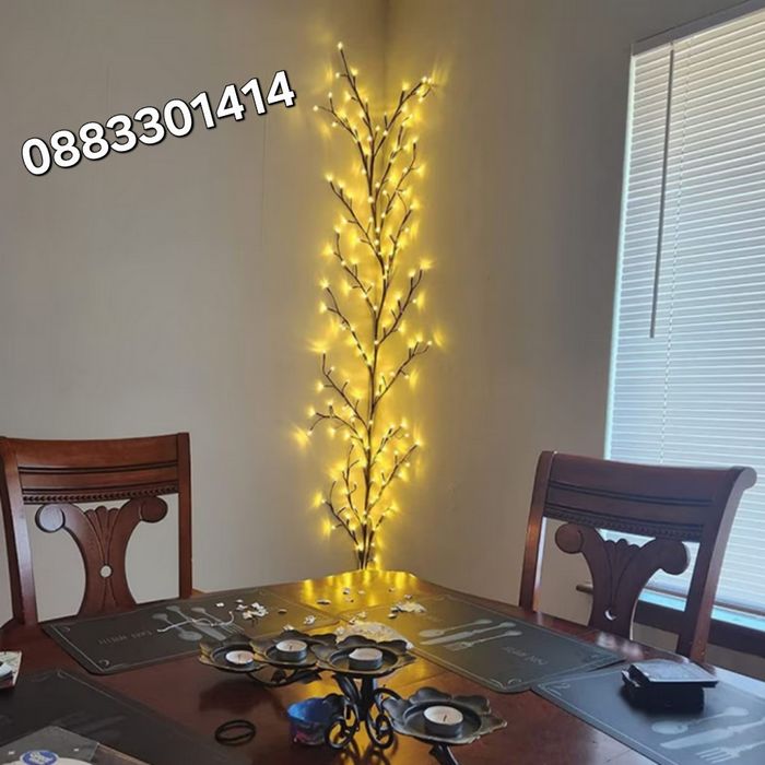 Светещо дърво за стена Лампички с дистанционно управление