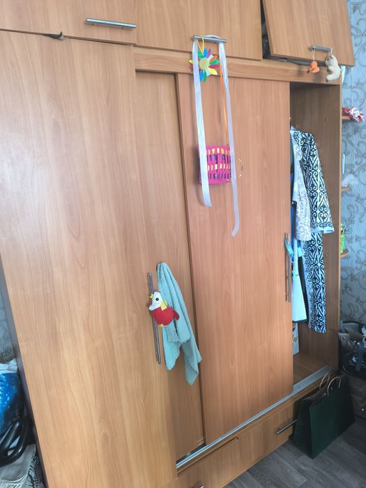 Продам шкаф купе