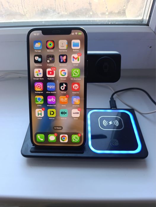 Продам Айфон 12 про