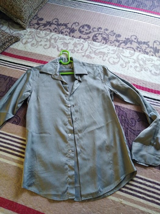 Рубашки мужские подростковые