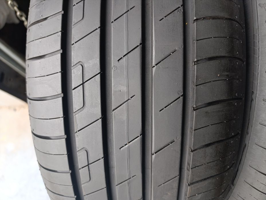 Anvelope de vara 215 55 17 Goodyear dot 2020