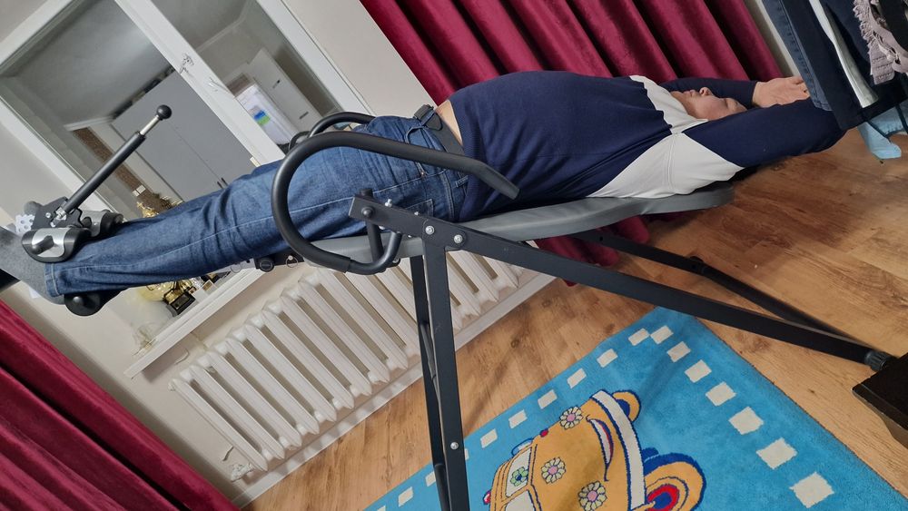 Продаю инверсионный стол Genau