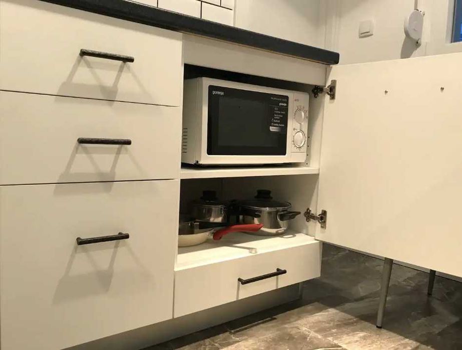 Дава се под наем Двустаен апартамент в Пловдив, Център - 60 кв.м за 275.4 € - Снимка #2