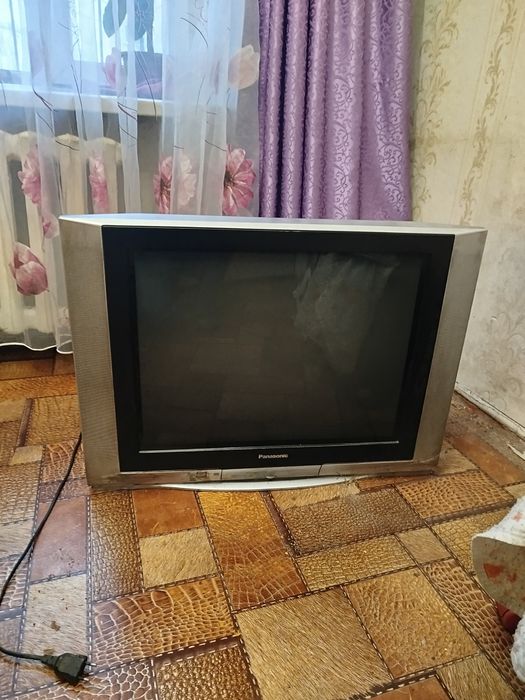 Продам телевизор